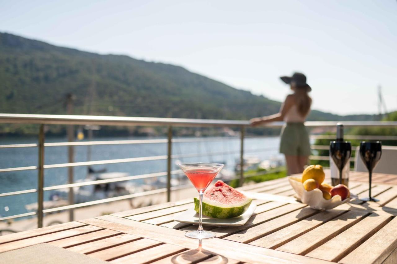 Anassa Porto Koufo Sea Front Suites Ngoại thất bức ảnh